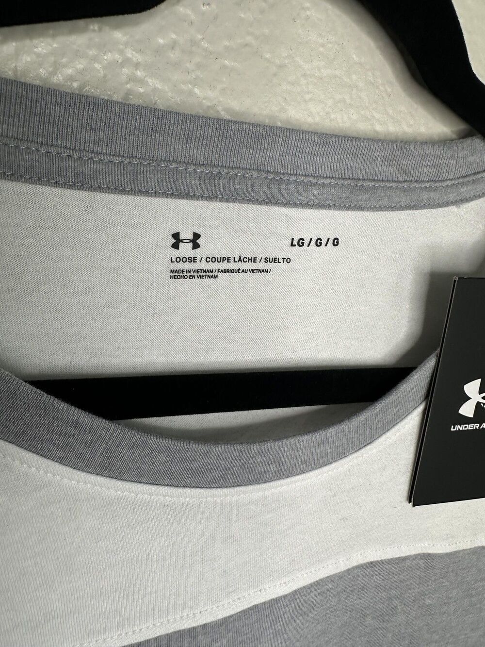 Under Armour Shirt Womens Large Gray White Long Sleeve Athletic Loose Fit Logo - Picture 2 of 6